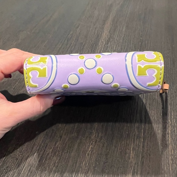 Tory Burch Embossed Monogram Bi-fold Wallet - Picture 6 of 6